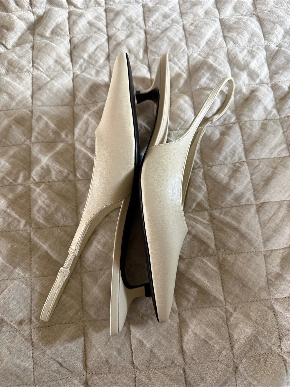 H&M chic pointed